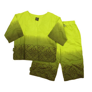 Life Baby Girls Green Apparel Sets size: 3T